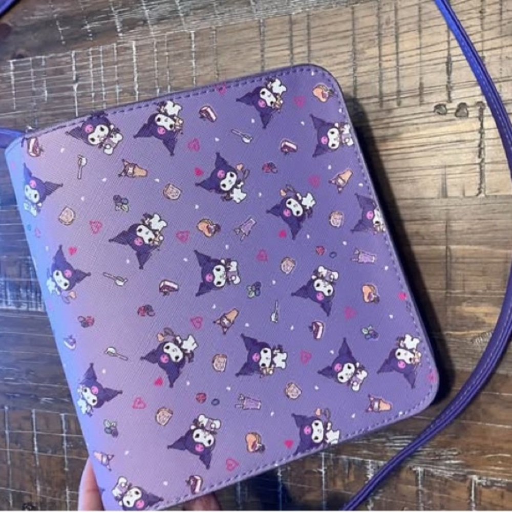 Hot Topic Kuromi Purple purse, bracelet, drink container and earrings - Picture 8 of 8